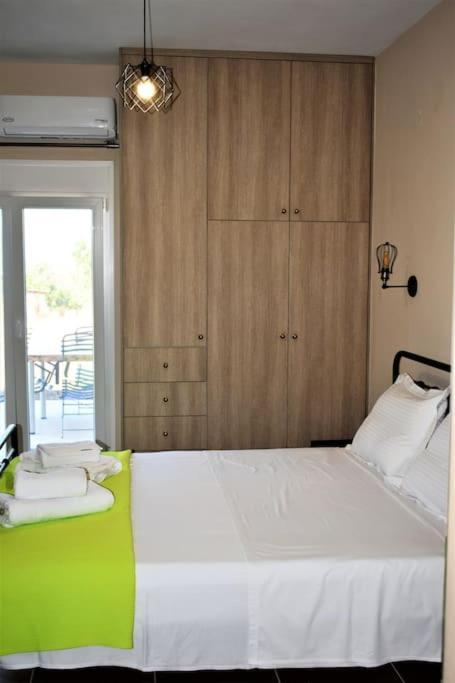 Smailis Apartment 2 Ligourio Luaran gambar